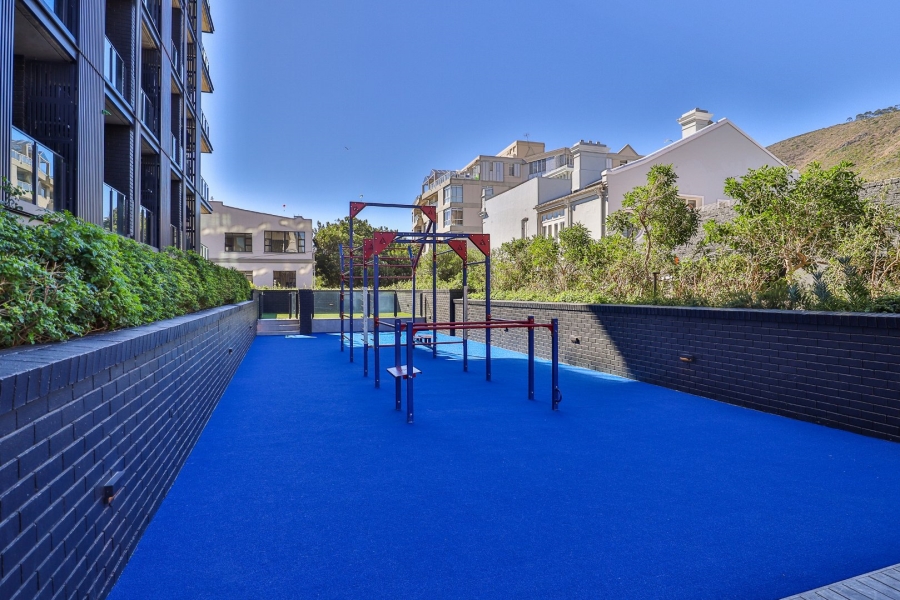 1 Bedroom Property for Sale in Sea Point Western Cape